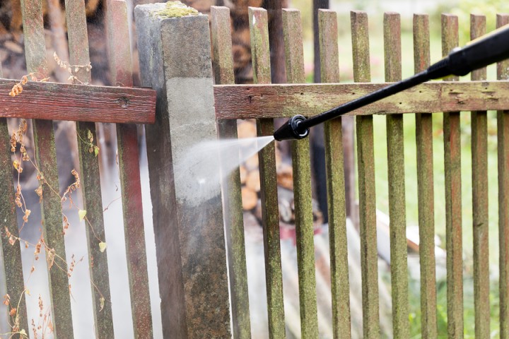 Deck & Fence Cleaning by Blueline Soft Wash