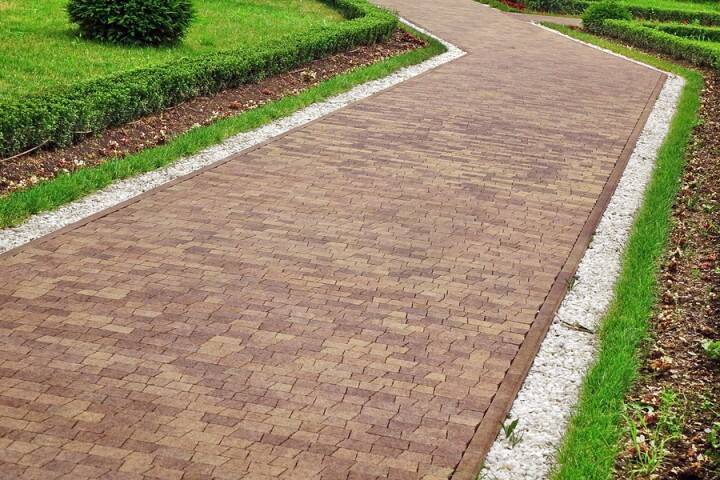 Paver Sealing & Paver Cleaning by Blueline Soft Wash